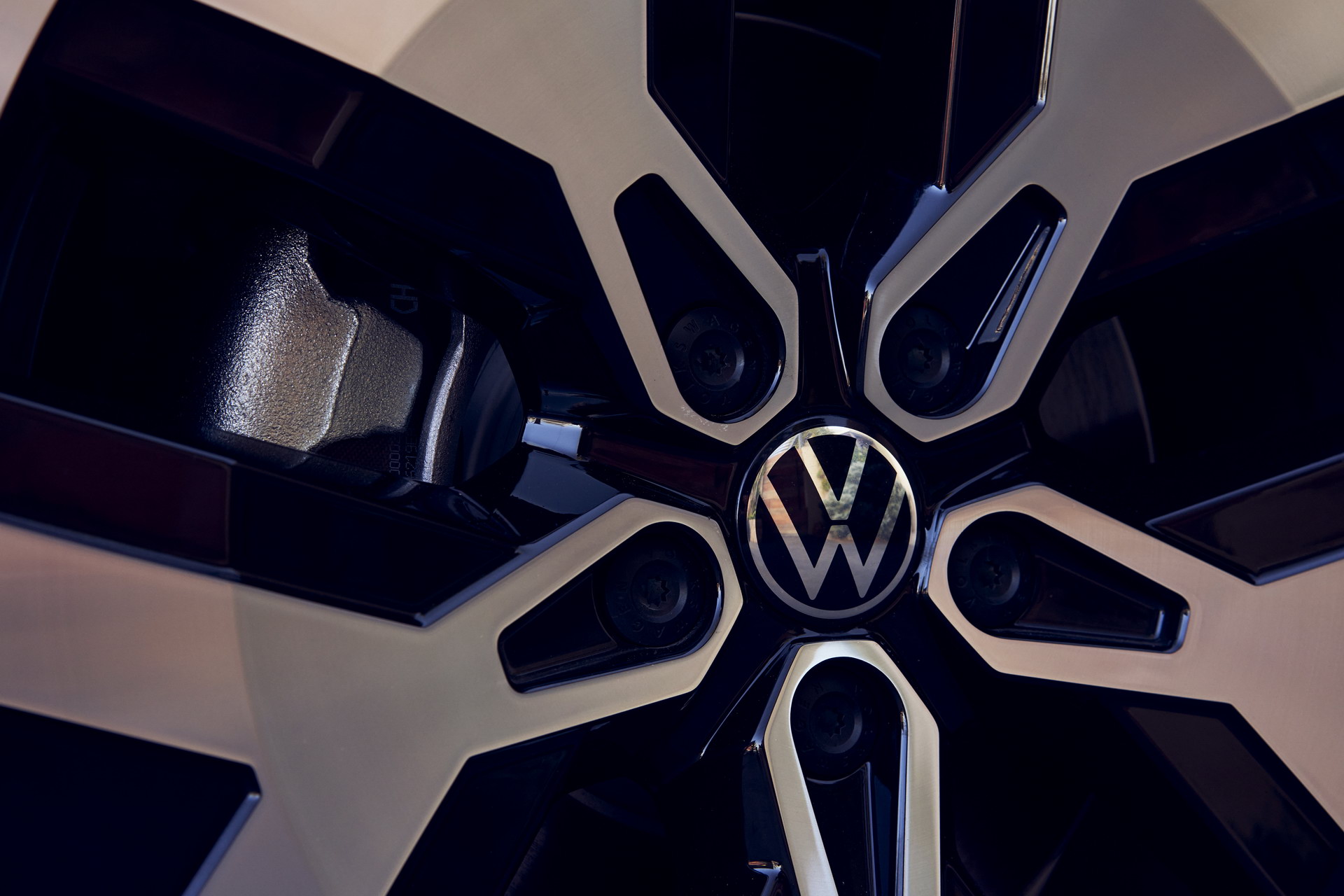 Take A Detailed Look At North America’s 2022 Volkswagen Taos