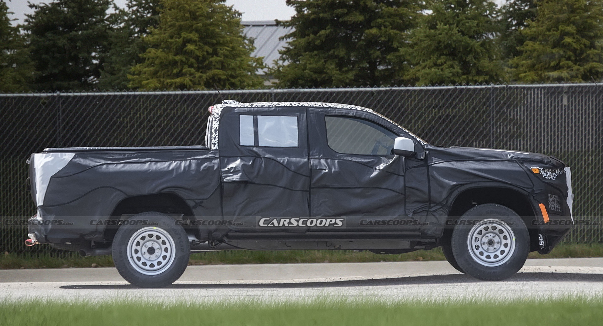 2023 Chevy Colorado Getting A Chiseled Redesign To Take On Mid-Size Pickup Field