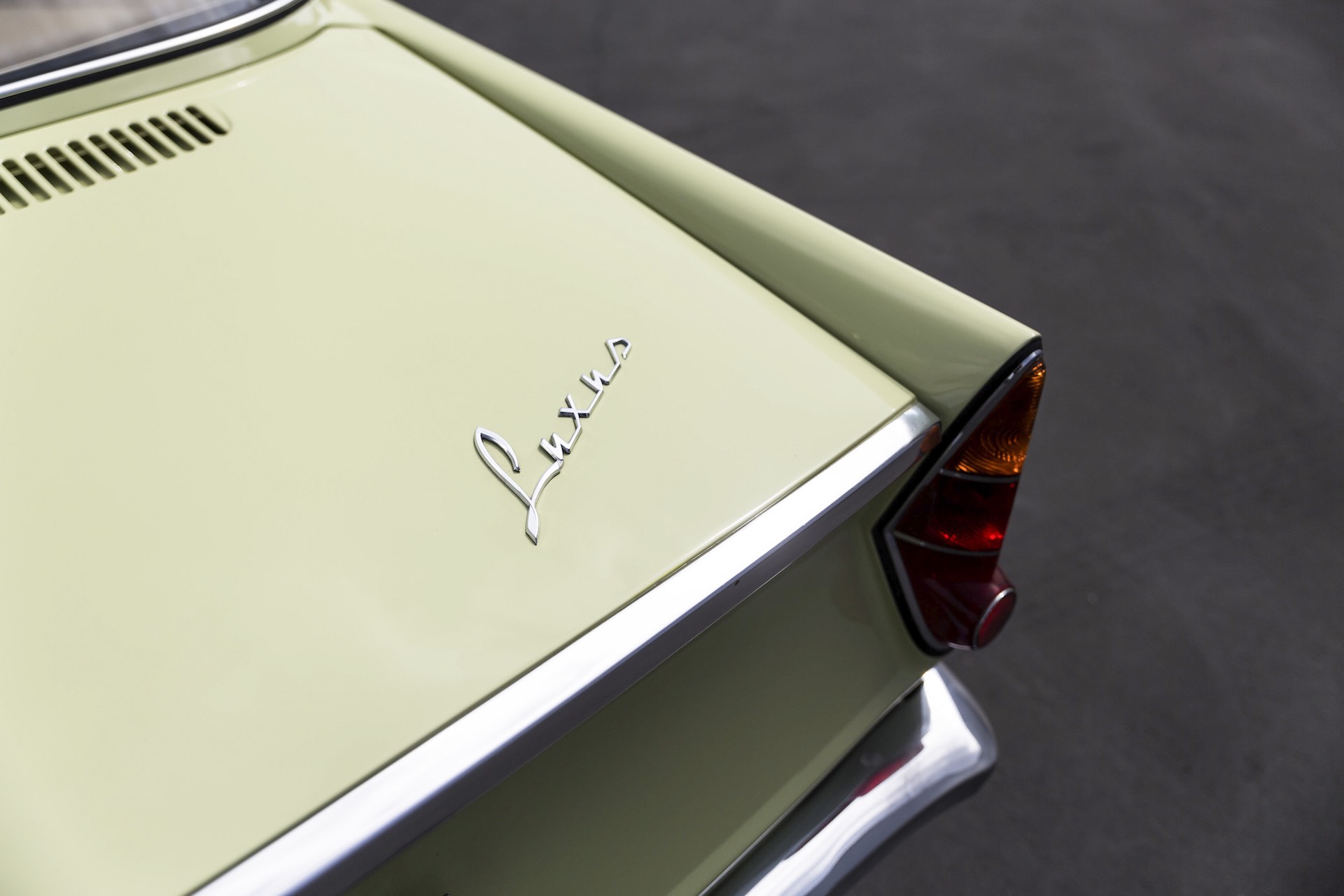 Hate BMW’s Big Mouth Grilles? Then You’ll Love This No-Grille BMW Luxus