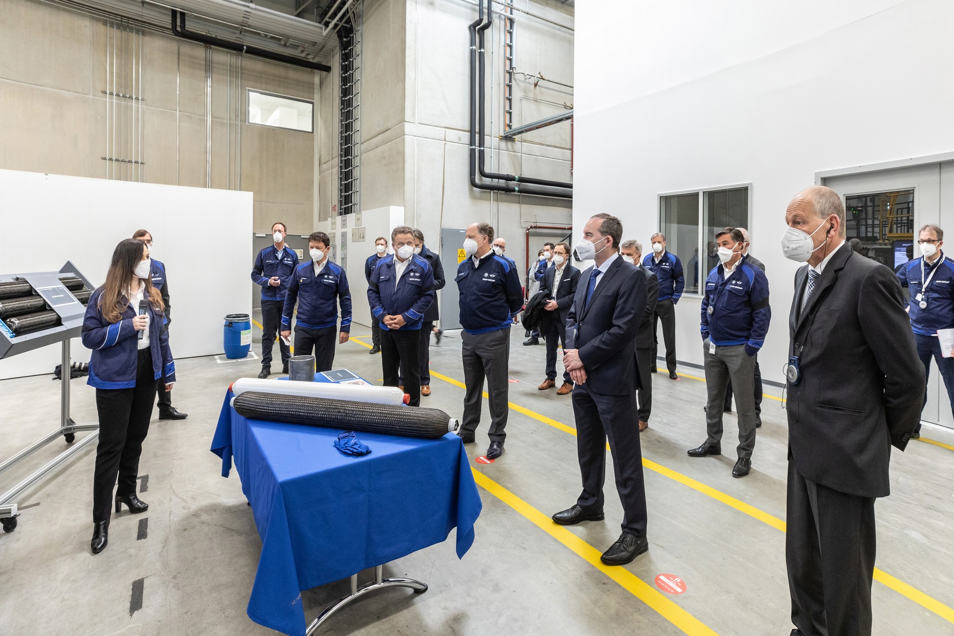 Hydrogen-Powered BMW X5 On Track For Late Next Year