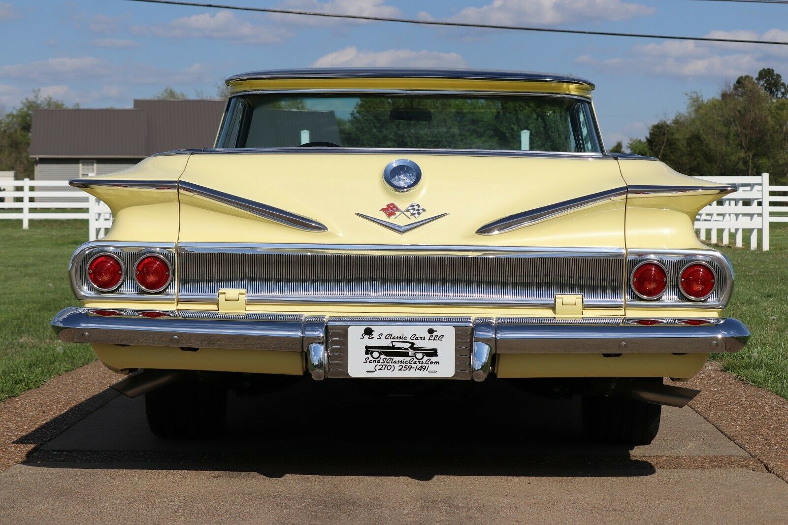 Sunfire Yellow 1960 Chevrolet El Camino Is Oh-So-Cool That You’ll Break The Bank For It