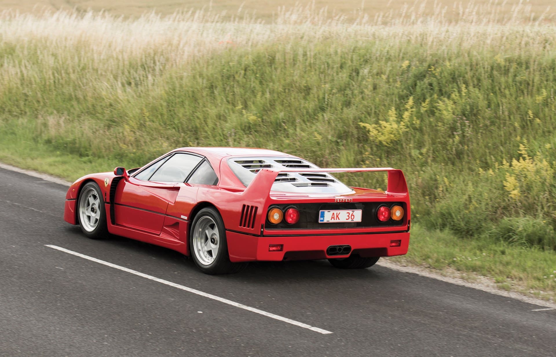 The Best Cars I’ve Driven #1: Ferrari F40