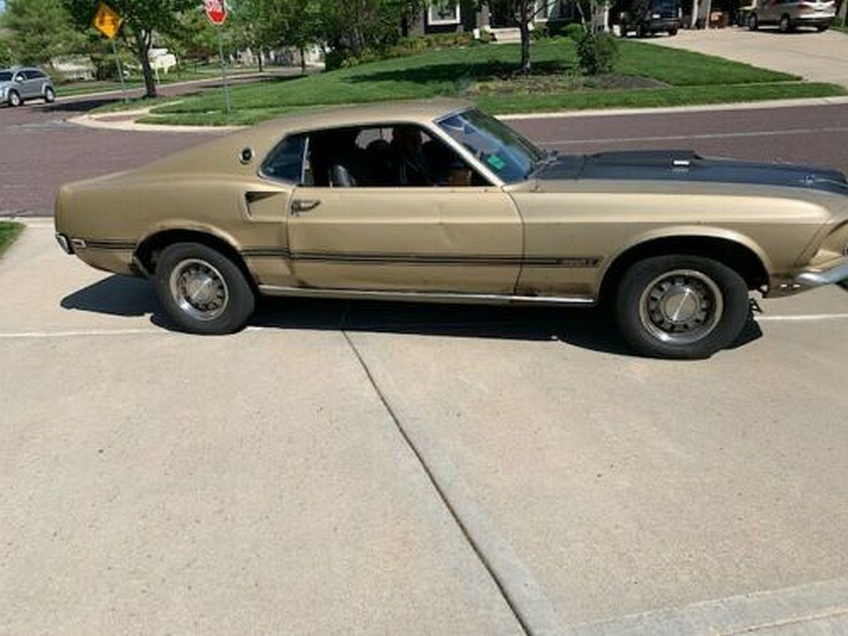 This 1969 Ford Mustang Mach 1 Could Make For A Nice Restoration Project