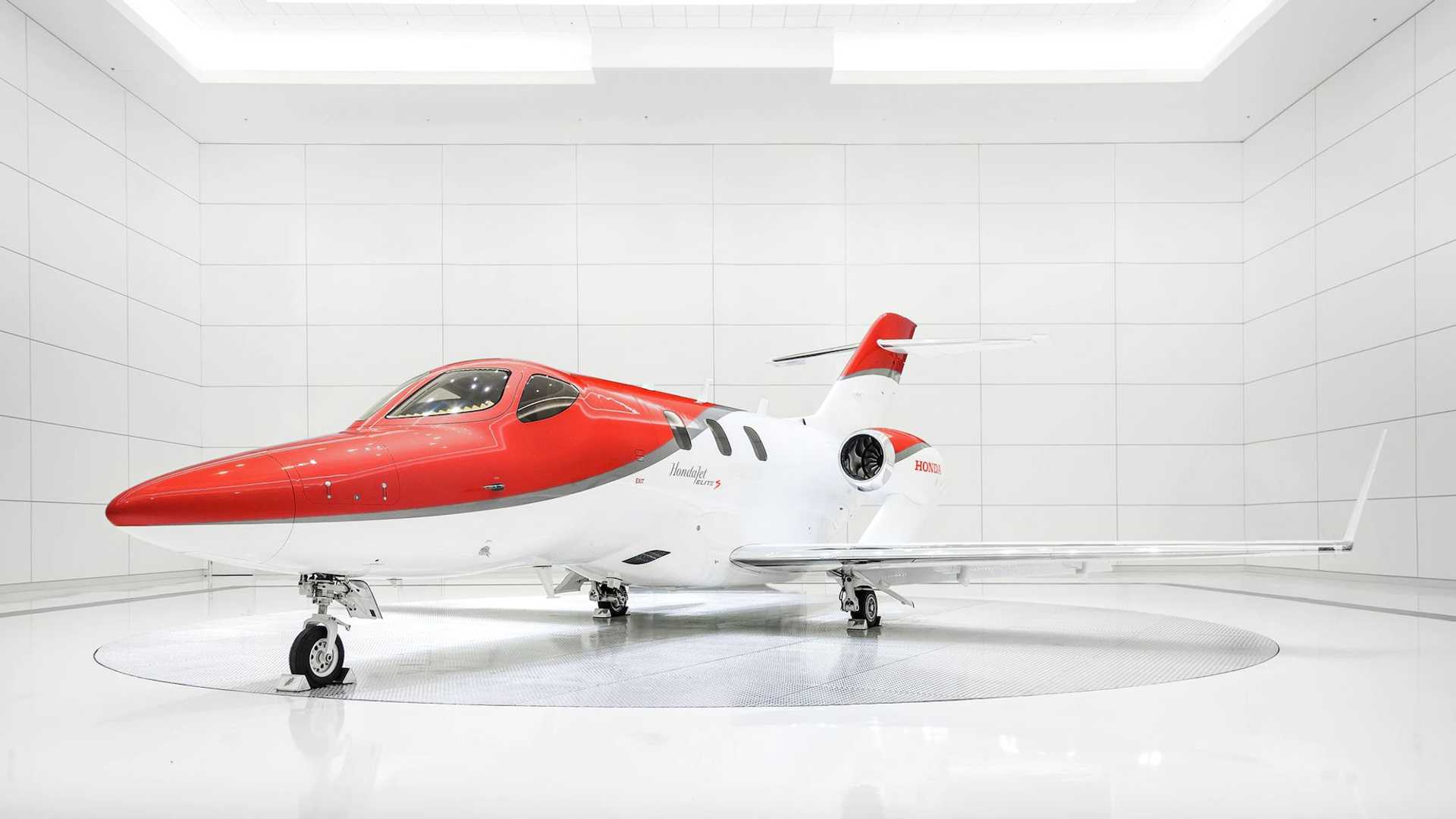 HondaJet Elite S Business Jet Gets Longer Range, New Advanced Avionics