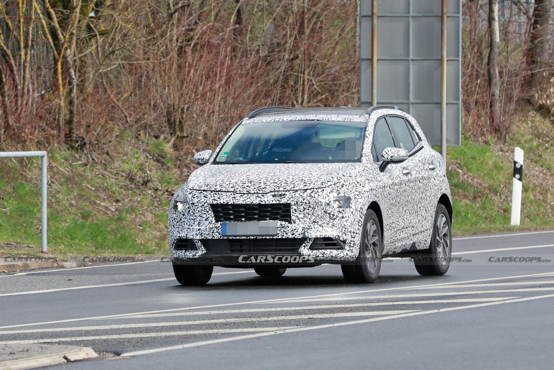 2022 Kia Sportage Loses Some Camo In Latest Spy Shots