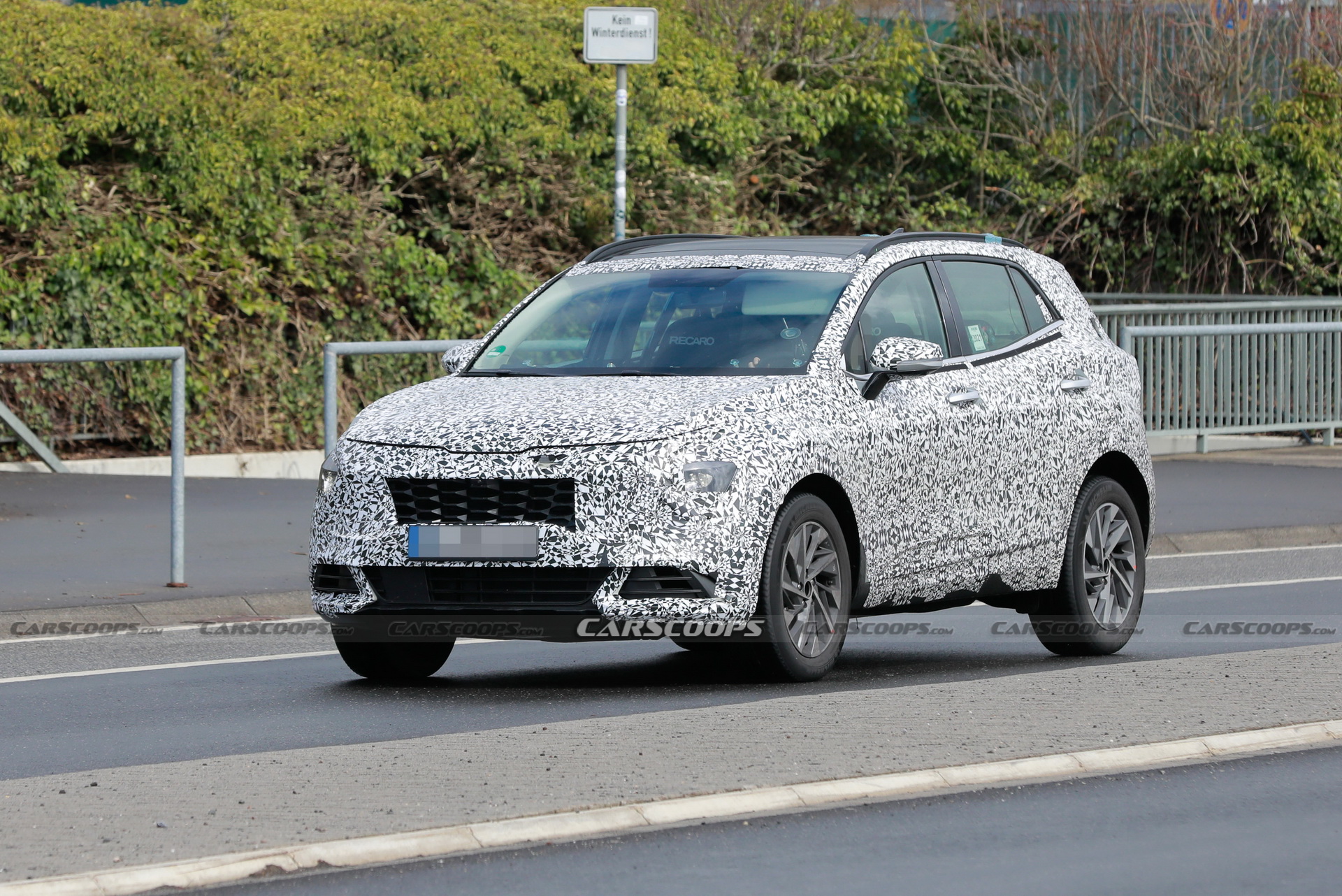 2022 Kia Sportage Loses Some Camo In Latest Spy Shots