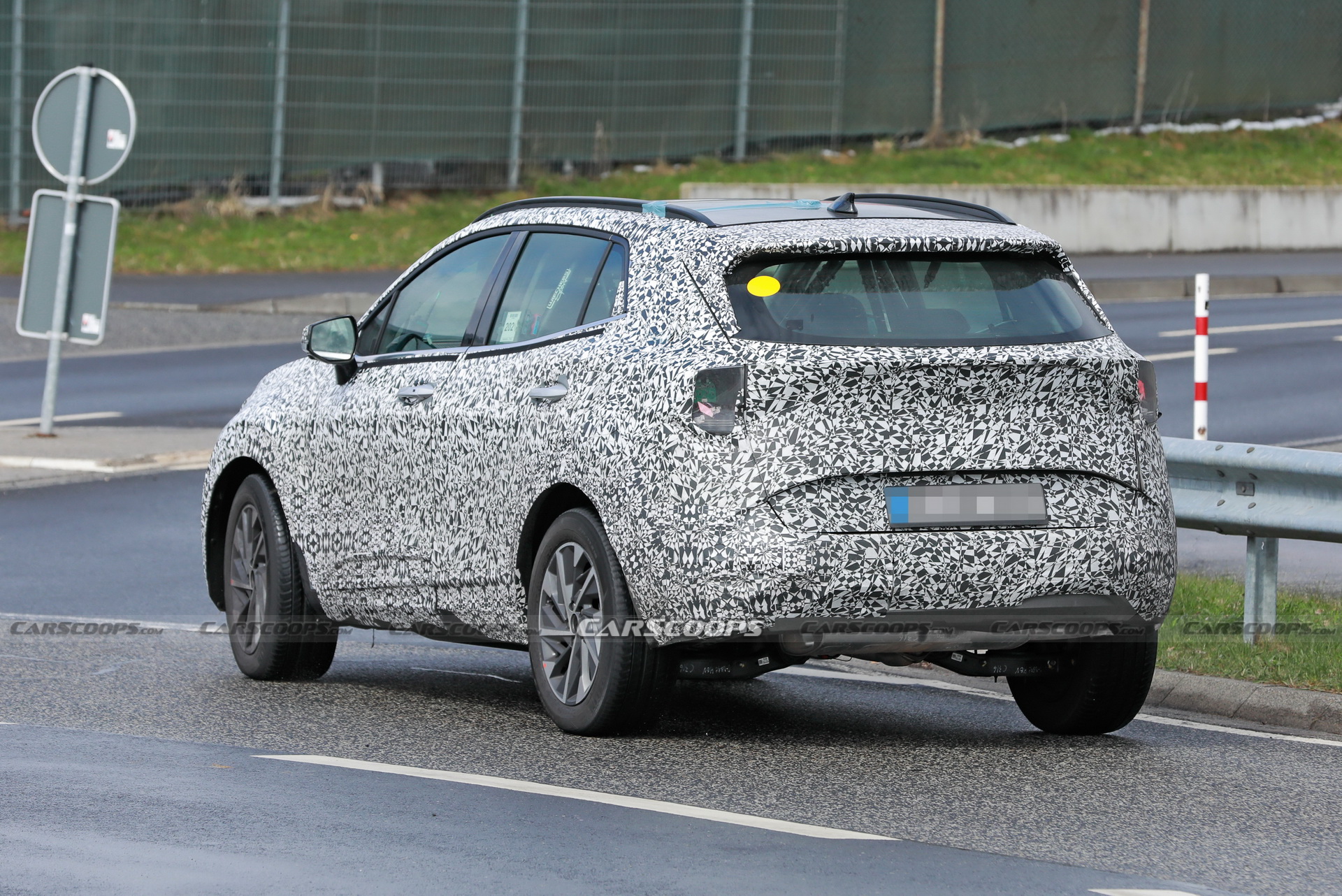 2022 Kia Sportage Loses Some Camo In Latest Spy Shots
