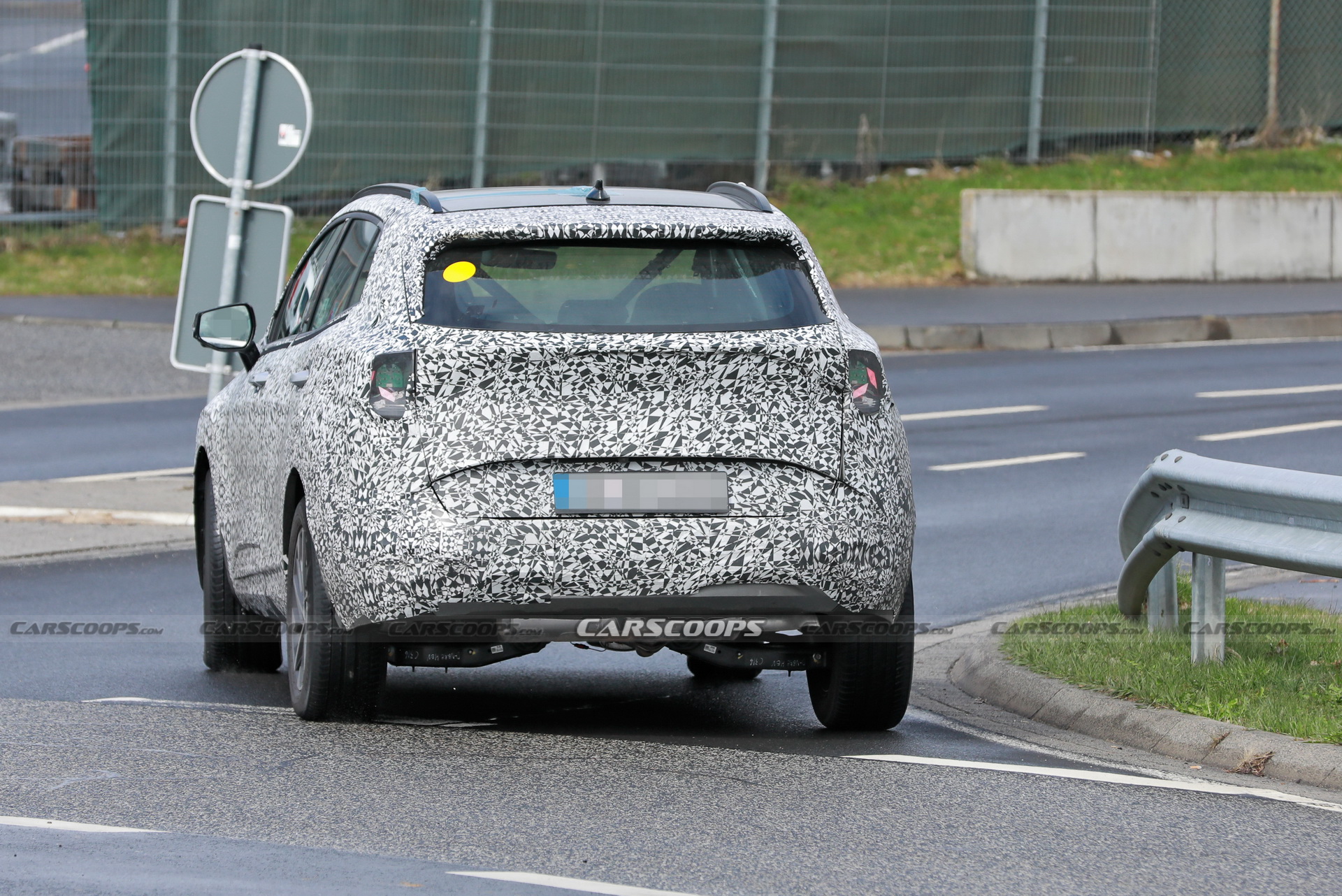 2022 Kia Sportage Loses Some Camo In Latest Spy Shots