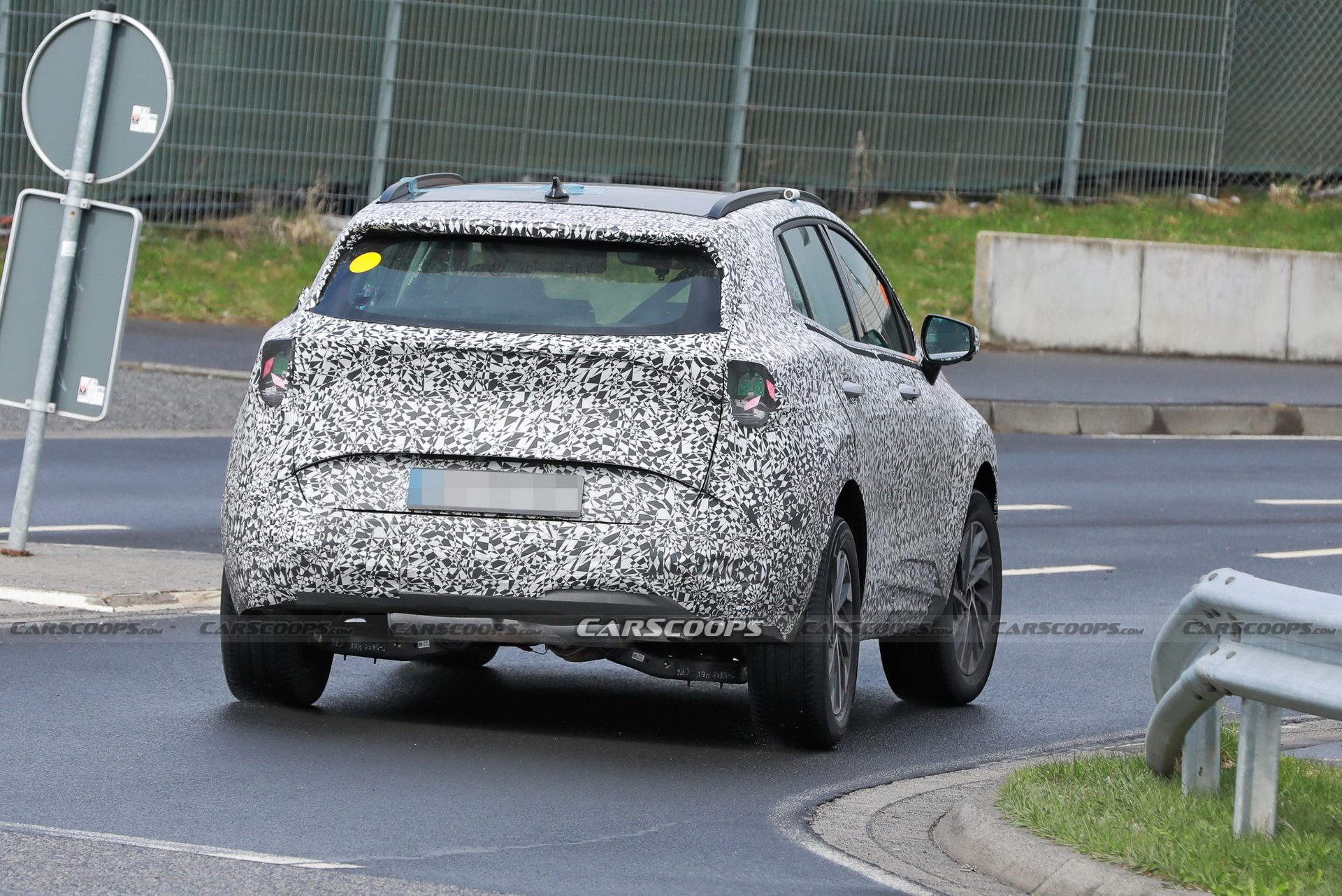 2022 Kia Sportage Loses Some Camo In Latest Spy Shots