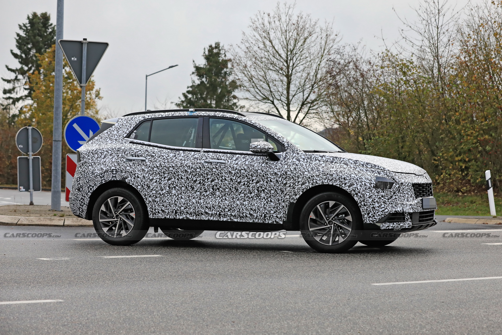 2022 Kia Sportage Loses Some Camo In Latest Spy Shots