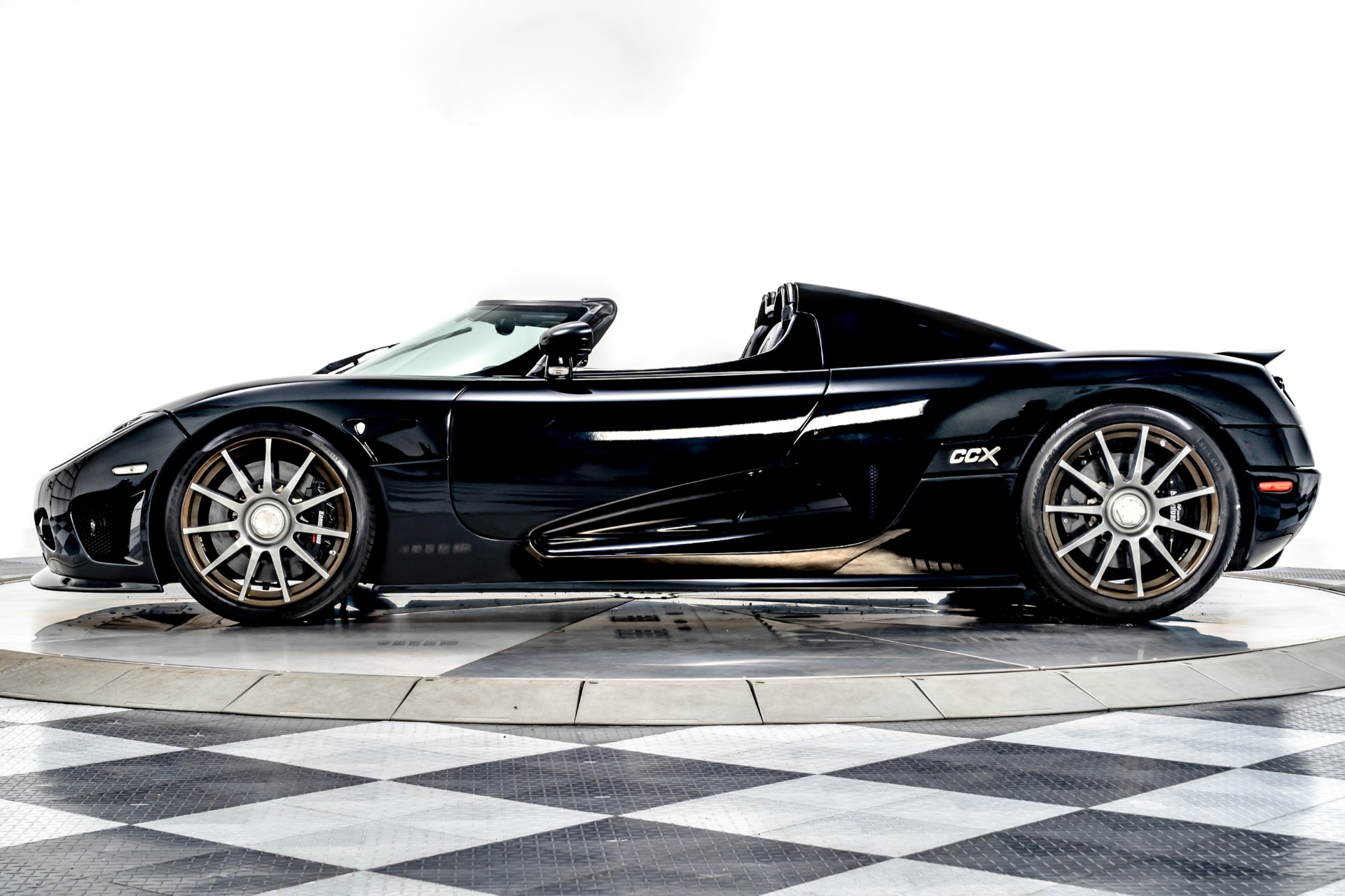 This Brand New 2008 Koenigsegg CCX Will Put A $1.3 Million Dent In Your Bank Account