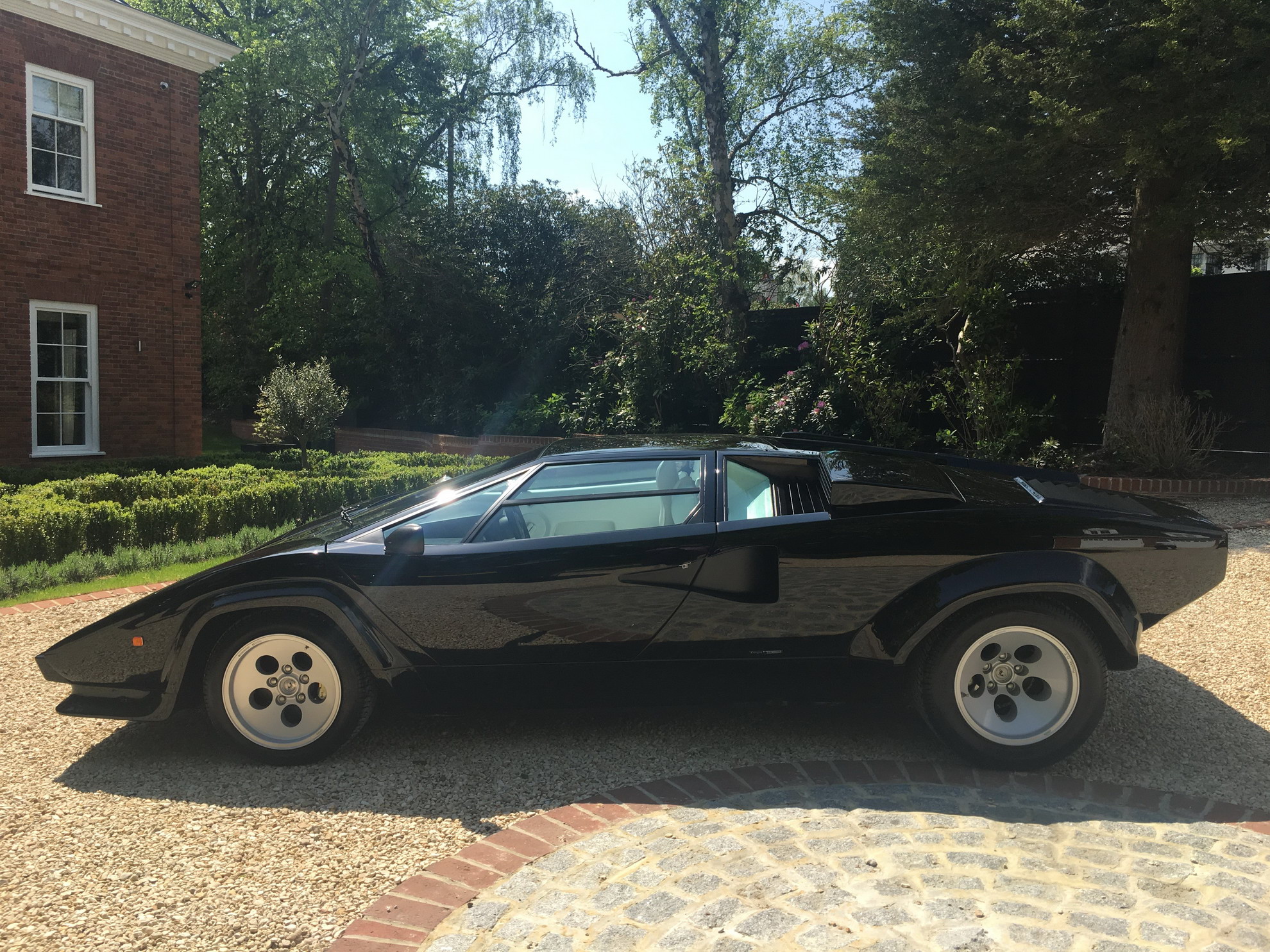 Lamborghini Rumored To Debut Limited-Run Sian Paying Homage To The Countach