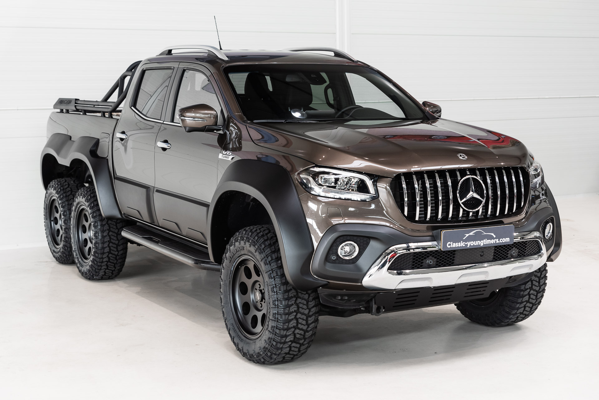 Six-Wheeled Mercedes-Benz X-Class Is One Weird Beast Of A Pickup Truck