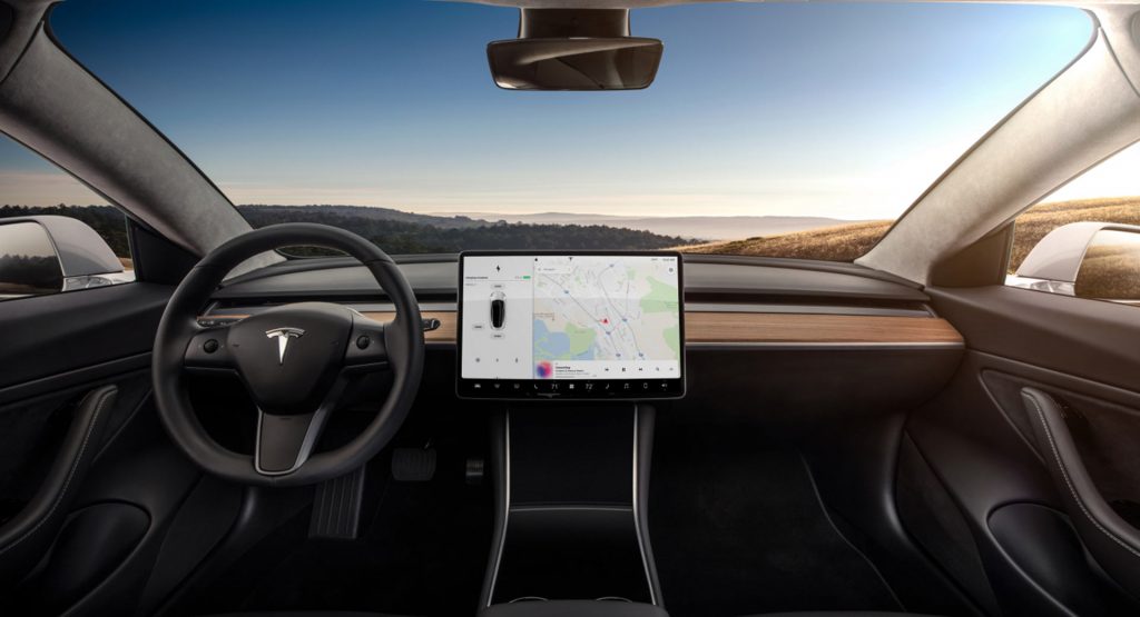  Tesla To Use In-Car Camera For Autopilot Driver Monitoring