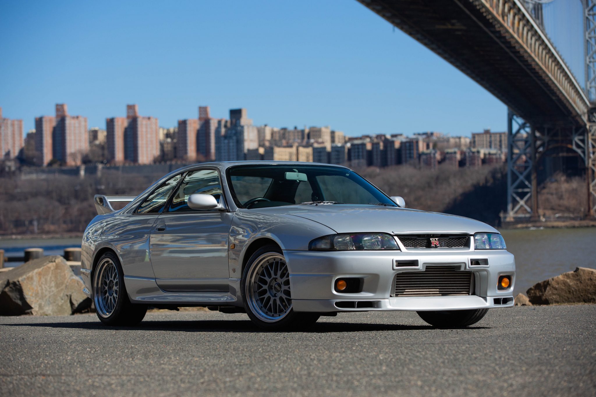This 1995 Nissan Skyline R33 GT-R V-Spec Is A Rare JDM Classic