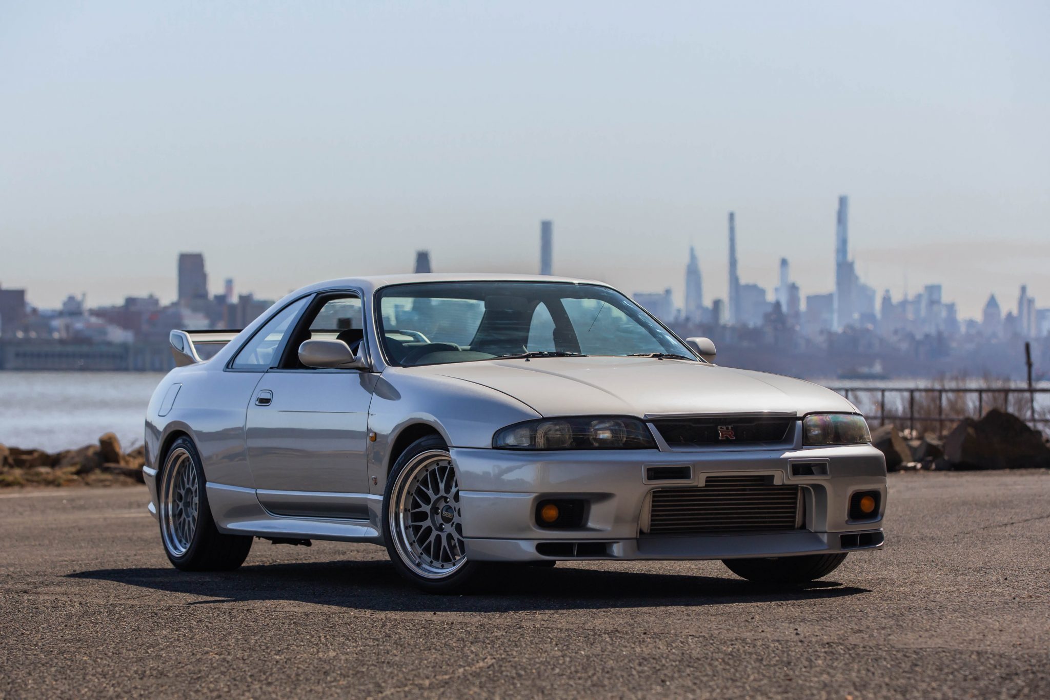 This 1995 Nissan Skyline R33 GT-R V-Spec Is A Rare JDM Classic
