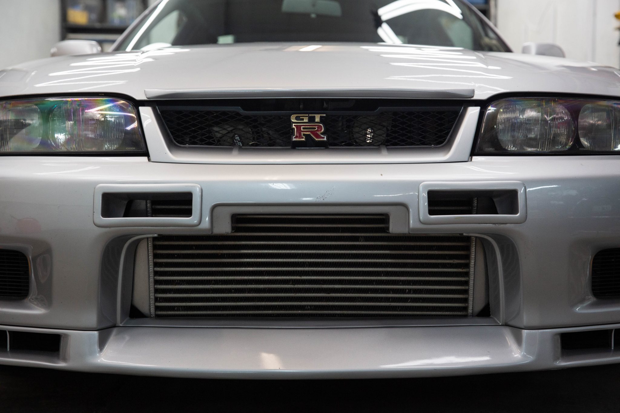 This 1995 Nissan Skyline R33 GT-R V-Spec Is A Rare JDM Classic