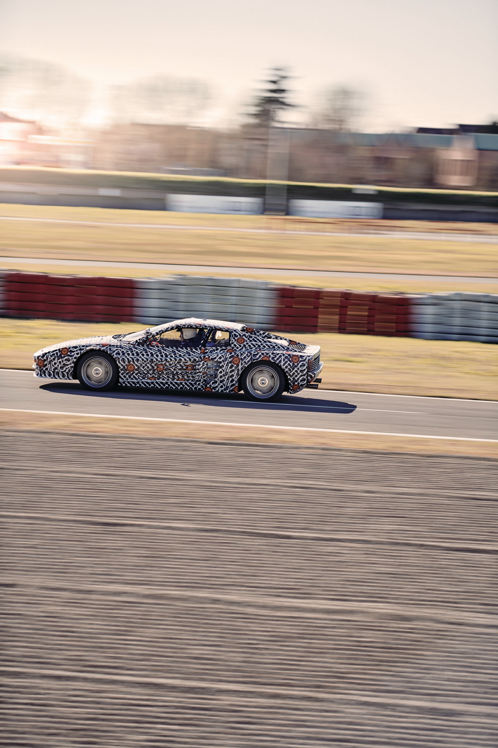 The Ferrari Testarossa Will Get To Sing At 9,000 RPM Thanks To Officine Fioravanti