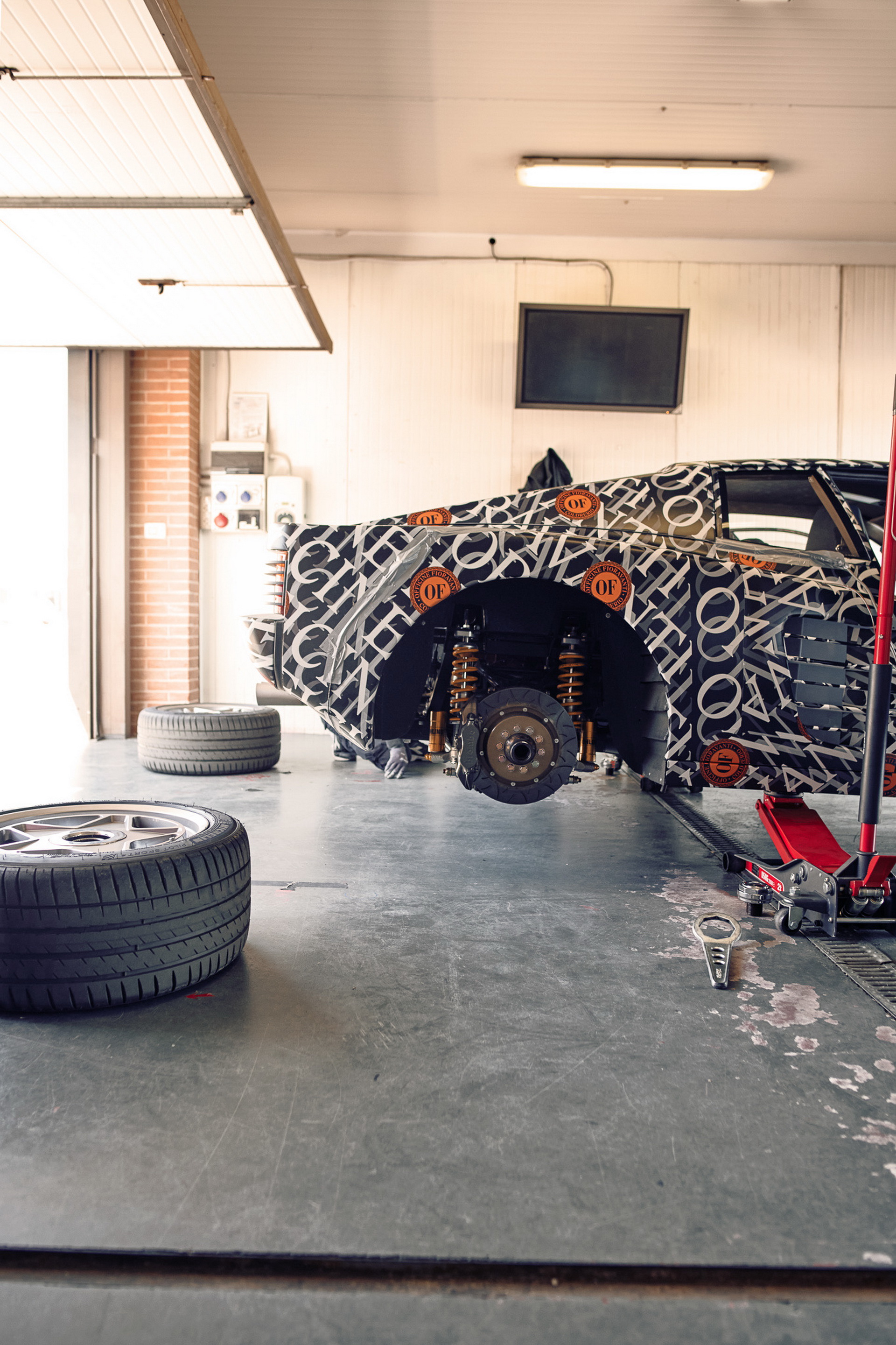 The Ferrari Testarossa Will Get To Sing At 9,000 RPM Thanks To Officine Fioravanti