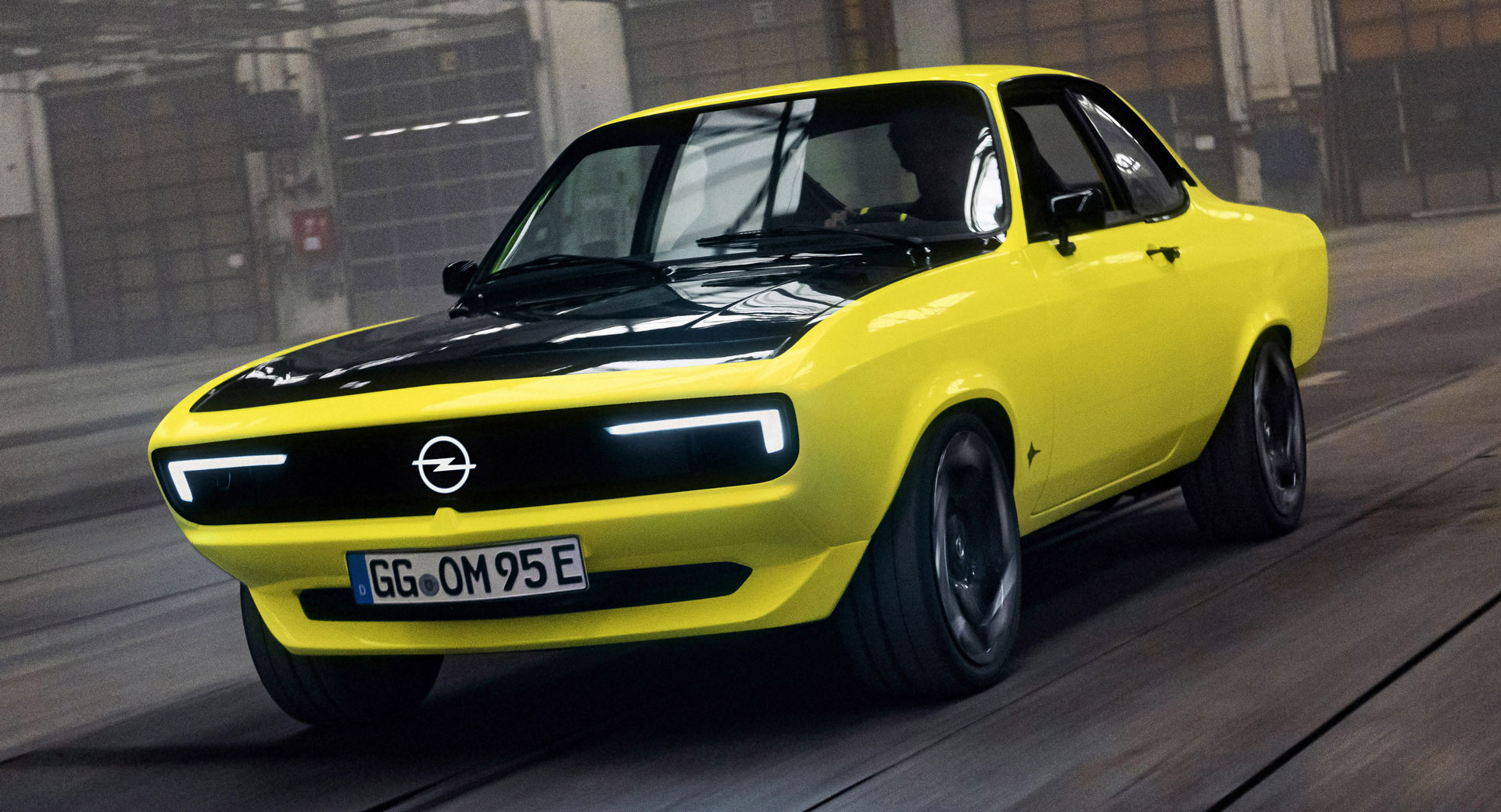 Opel Goes Back To The Future And Brings Us The Manta GSe ElektroMOD Coupe