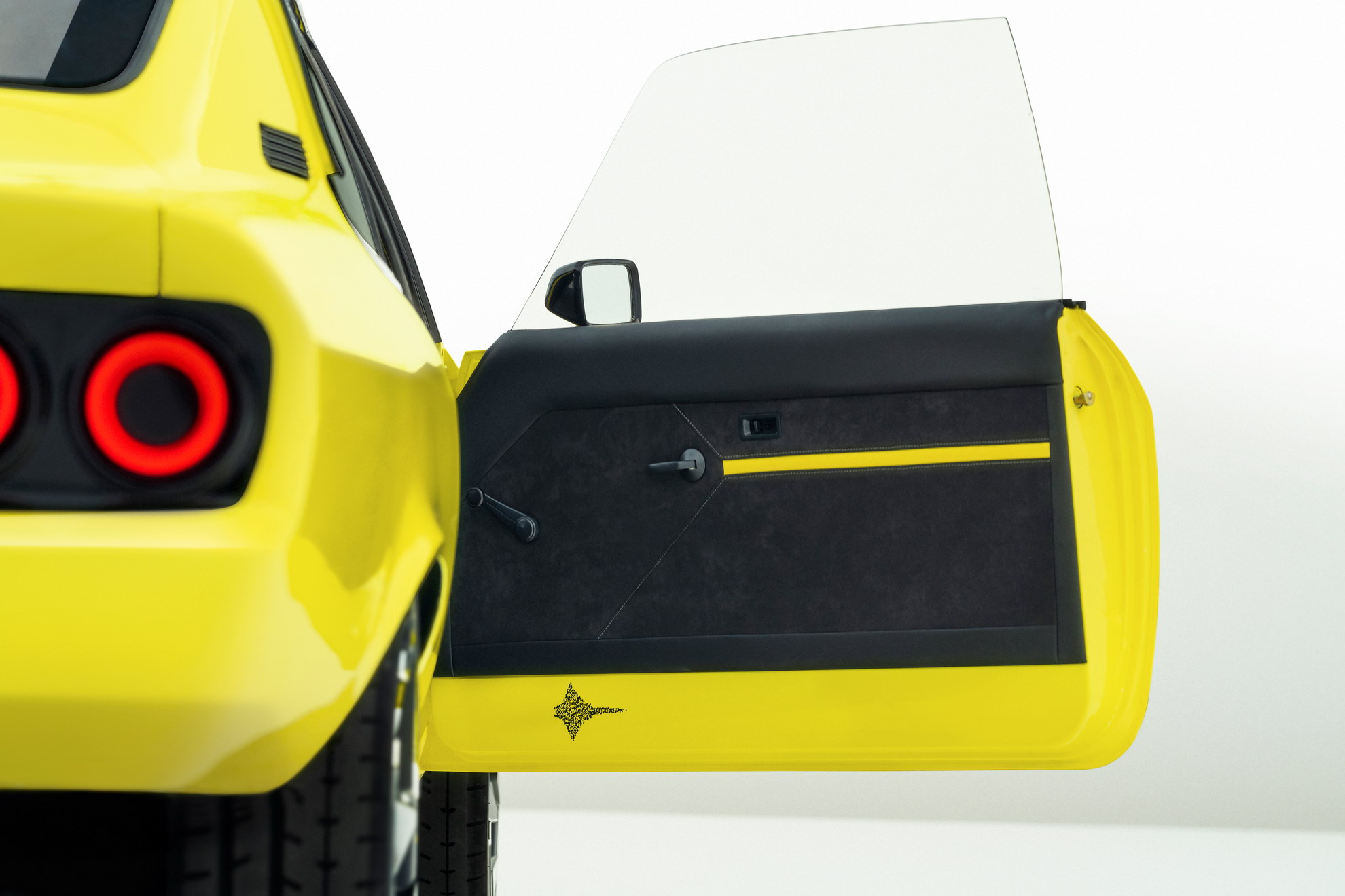 Opel Goes Back To The Future And Brings Us The Manta GSe ElektroMOD Coupe