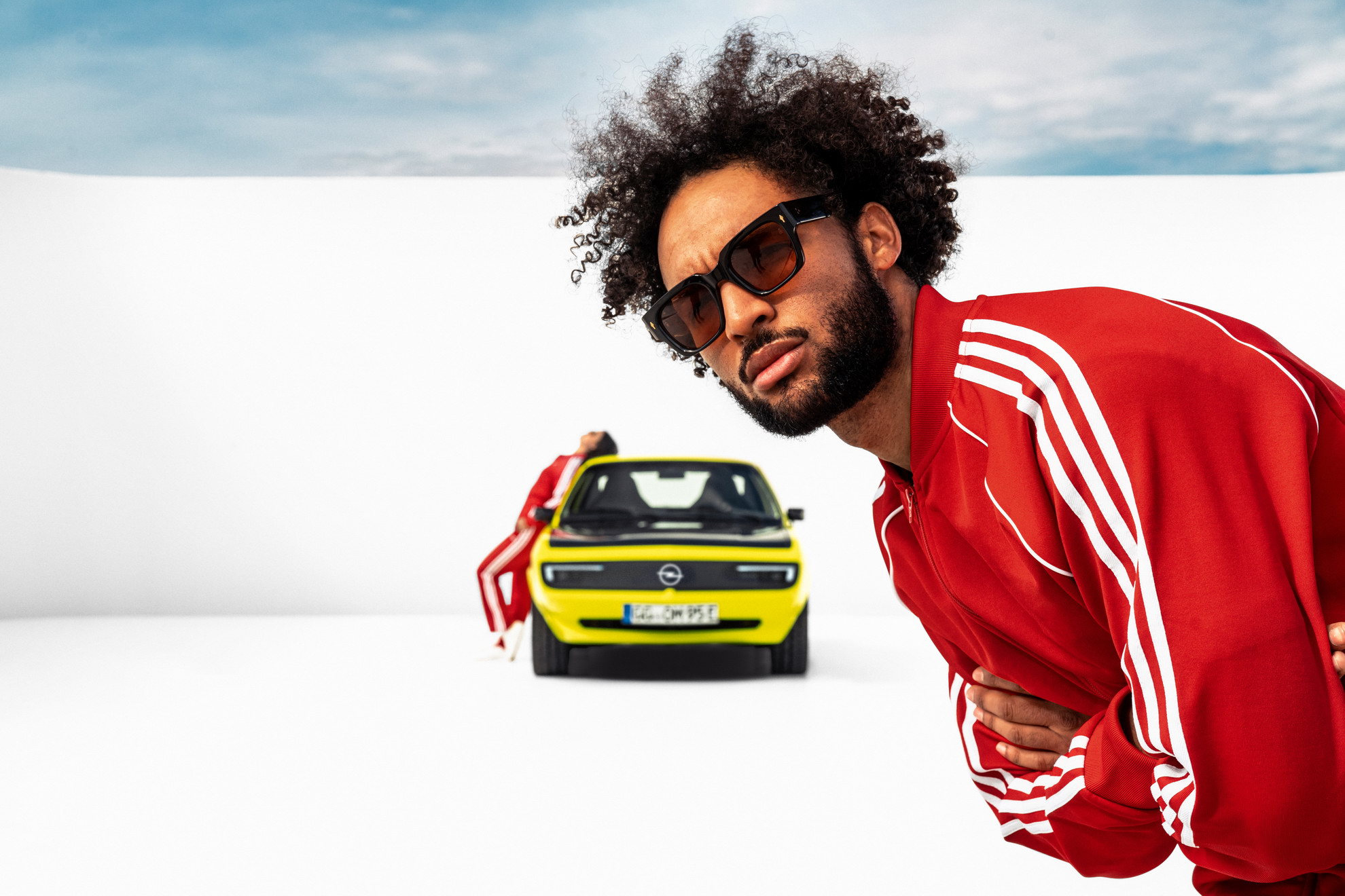 Opel Goes Back To The Future And Brings Us The Manta GSe ElektroMOD Coupe