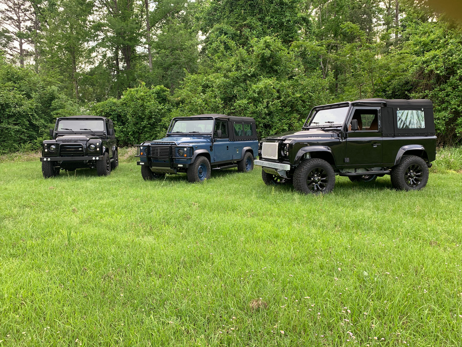 Osprey Unveils Three Wonderful 1997 Land Rover Defender Soft Tops With GM V8