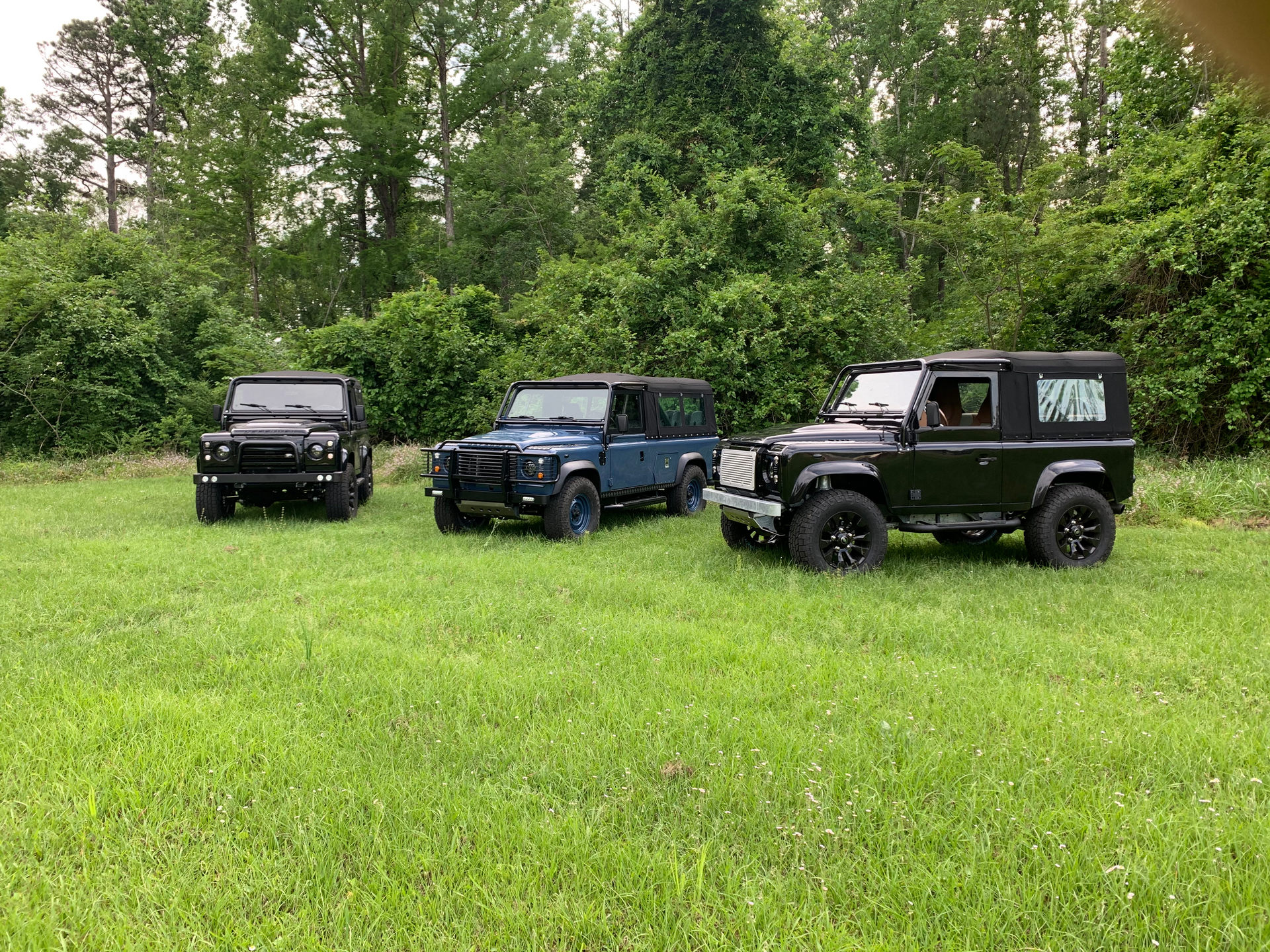 Osprey Unveils Three Wonderful 1997 Land Rover Defender Soft Tops With GM V8