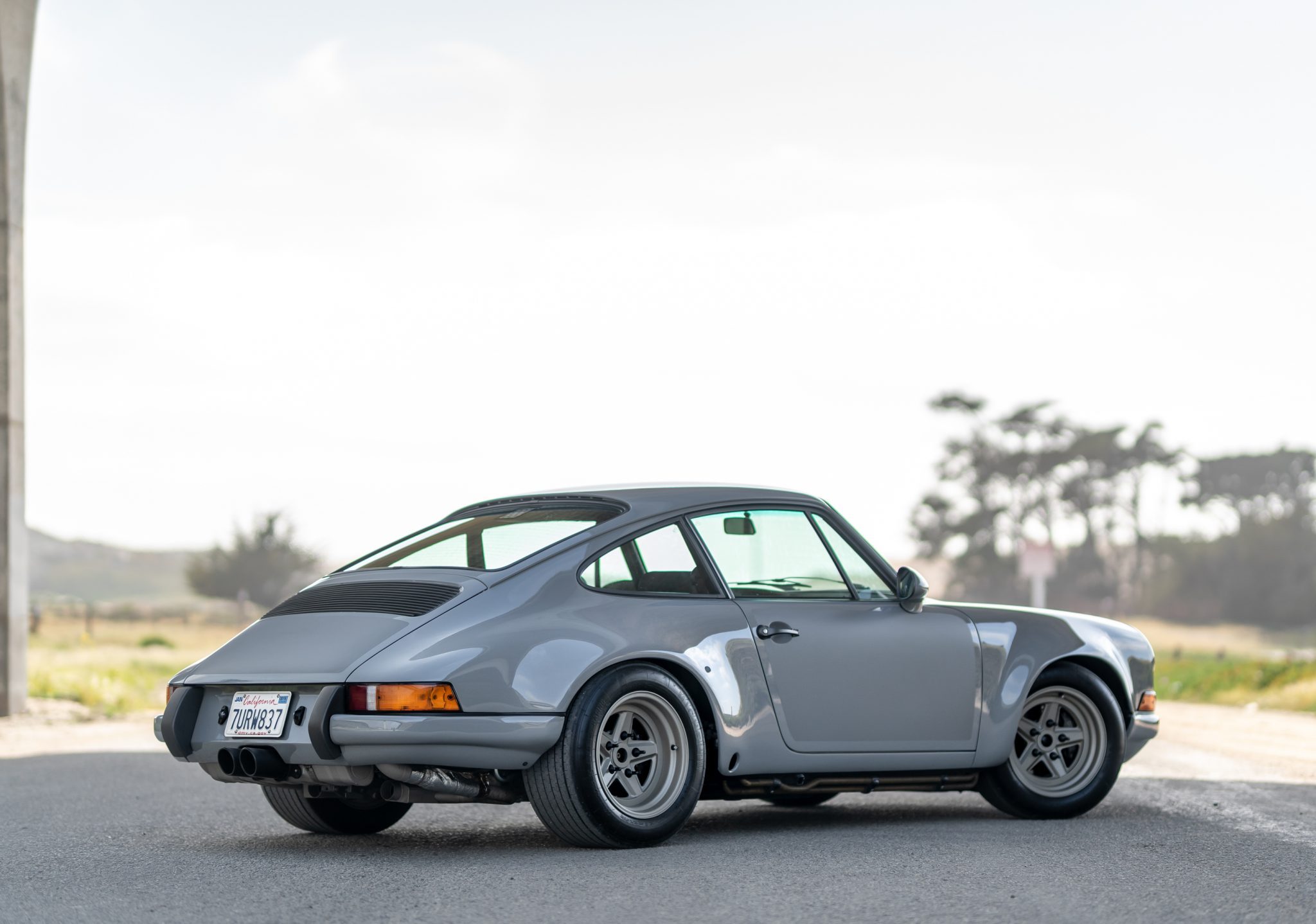 Backdated 1989 Porsche 911 Carrera 3.8L Is Here To Reverse Your Piggy Bank’s Fortunes