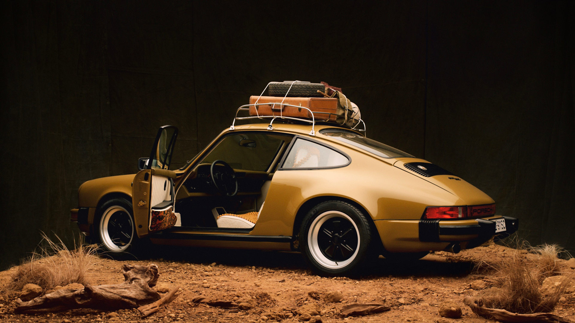 Porsche Collaborates With New York Fashion Label For A Special 911 SC