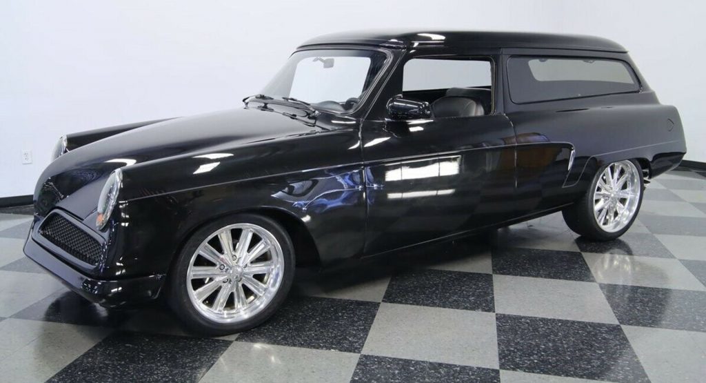  1954 Studebaker Wagon Restomod Is An Old-School Ride With A 5.7-liter LS1 V8