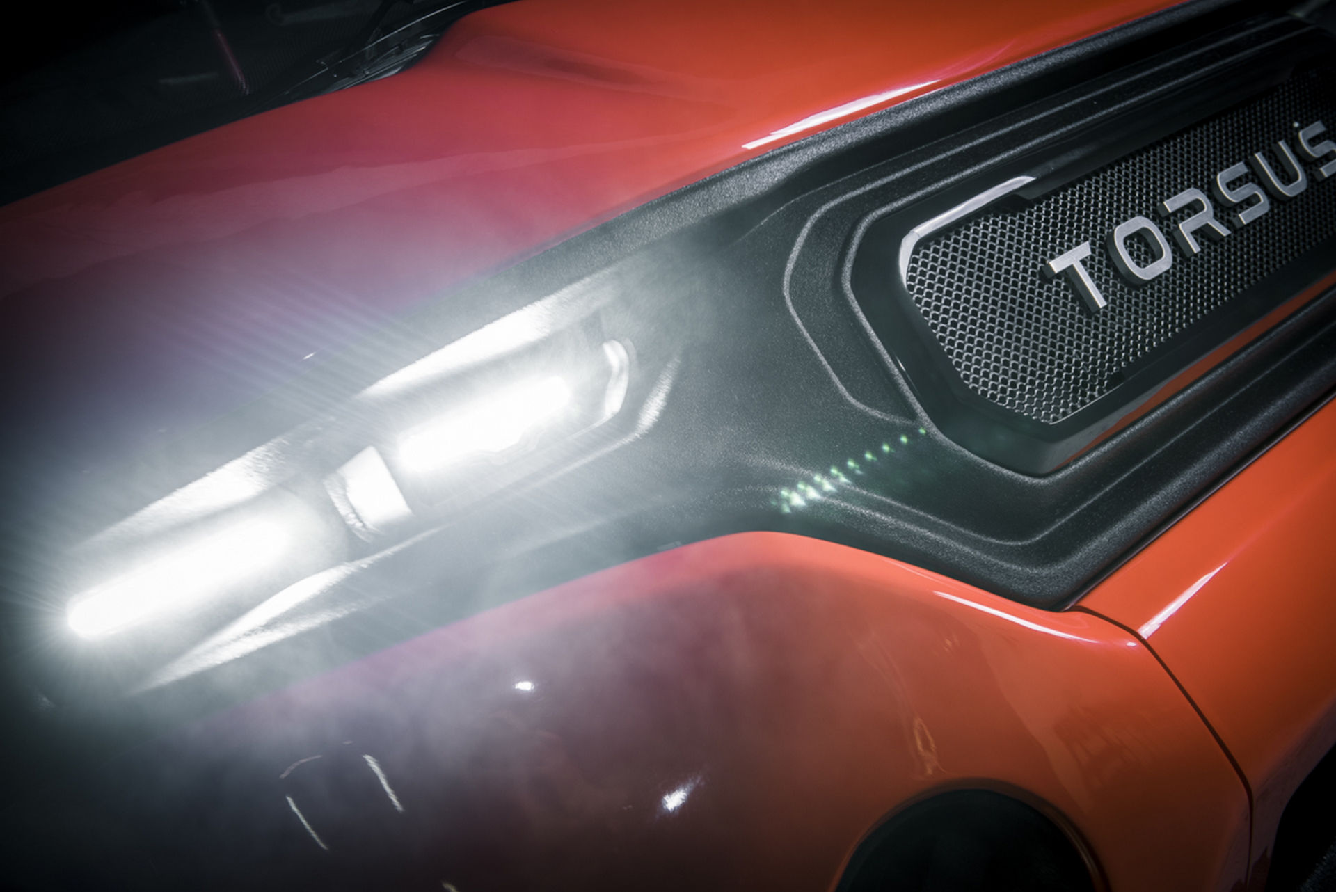 The Torsus Praetorian Is A Go-Anywhere Bus Unlike Any Other