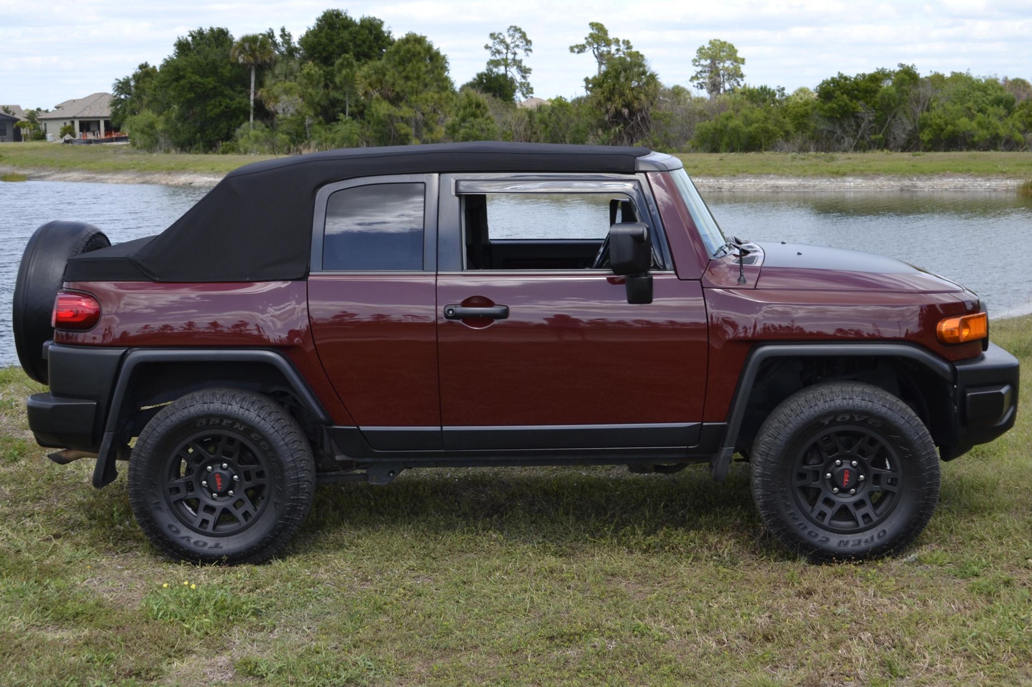 Get A Hold Of The Convertible FJ Cruiser Toyota Never Made