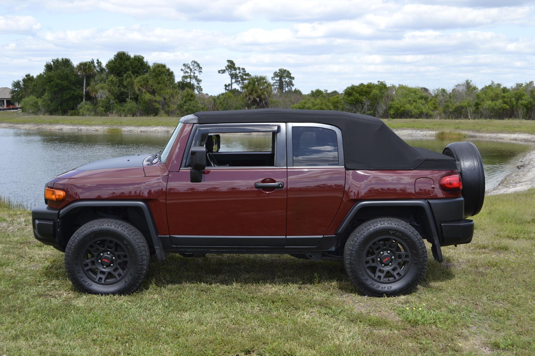 Get A Hold Of The Convertible FJ Cruiser Toyota Never Made