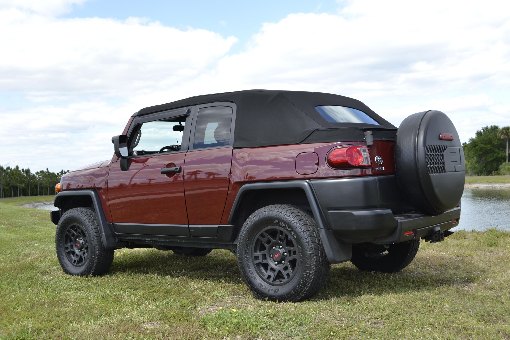 Get A Hold Of The Convertible FJ Cruiser Toyota Never Made