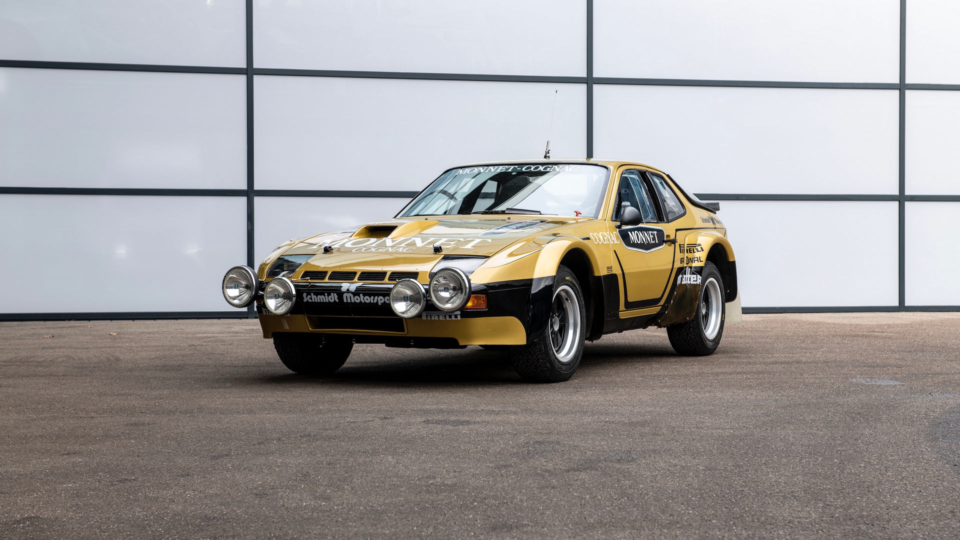 Porsche Restores Walter Röhrl’s Black And Gold 924 Carrera GTS Rally Car