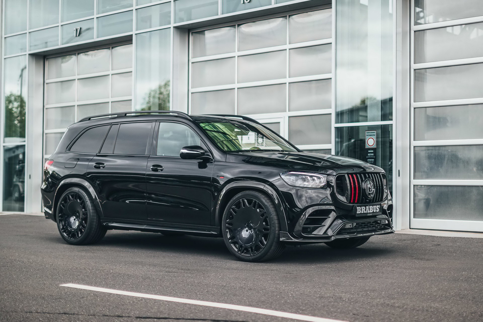 Brabus Puts Mercedes-AMG GLS 63 Into A Nightclub Bouncer Suit