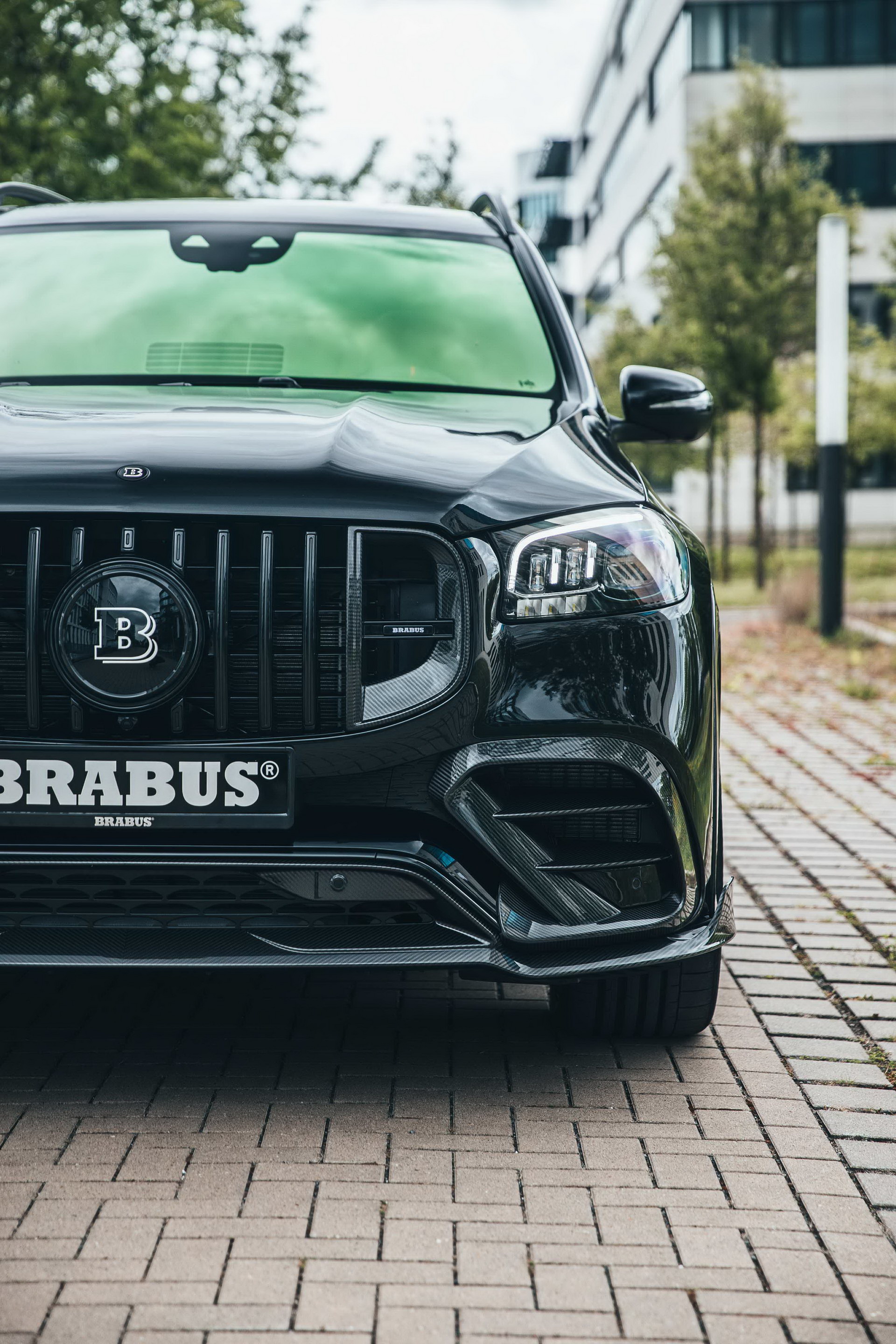 Brabus Puts Mercedes-AMG GLS 63 Into A Nightclub Bouncer Suit
