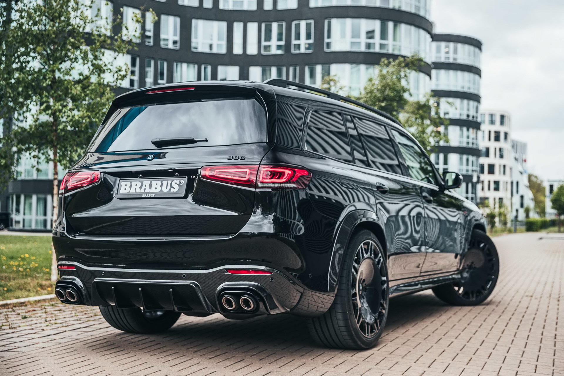 Brabus Puts Mercedes-AMG GLS 63 Into A Nightclub Bouncer Suit