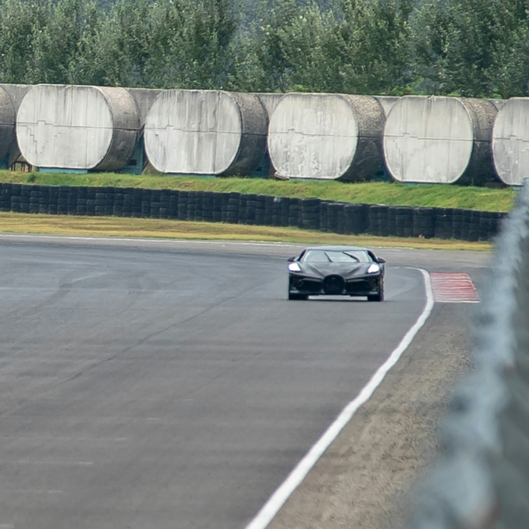 Bugatti Spent Over 65,000 Engineering Hours Developing The La Voiture Noire One-Off Hypercar