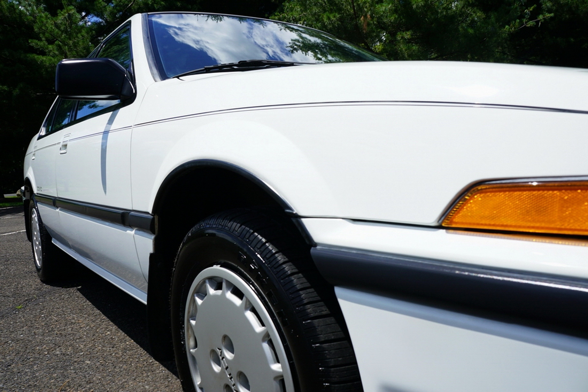 This 22k-Mile Acura Integra RS Is A True ’80s Time Capsule