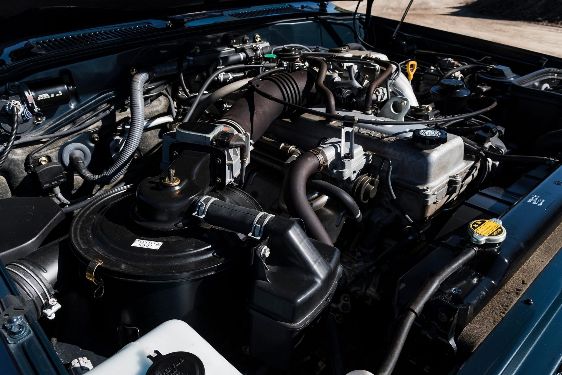 A 1k-Mile 1994 Toyota Land Cruiser Just Sold For A Whopping $136,000