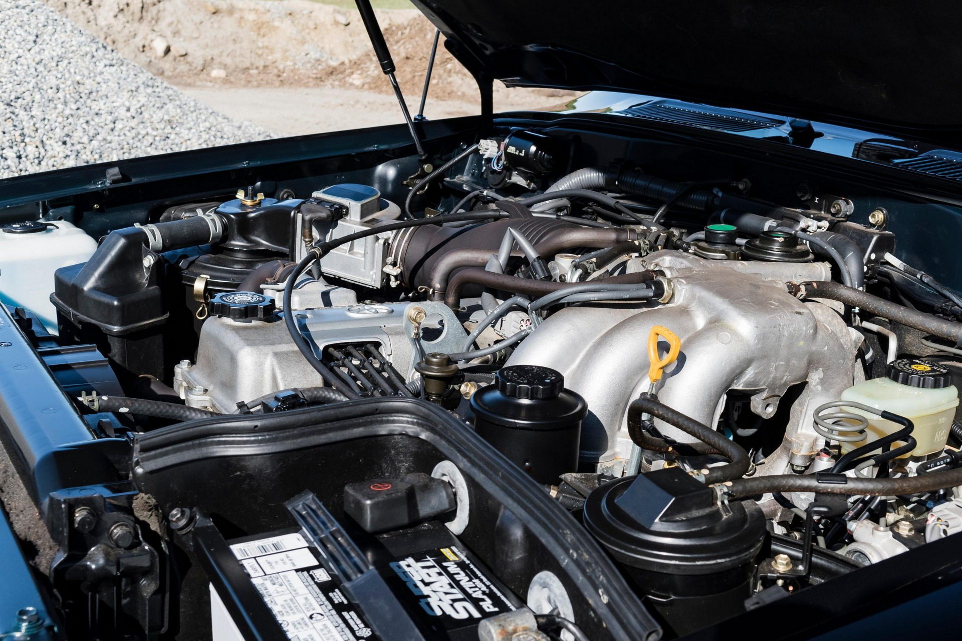 A 1k-Mile 1994 Toyota Land Cruiser Just Sold For A Whopping $136,000