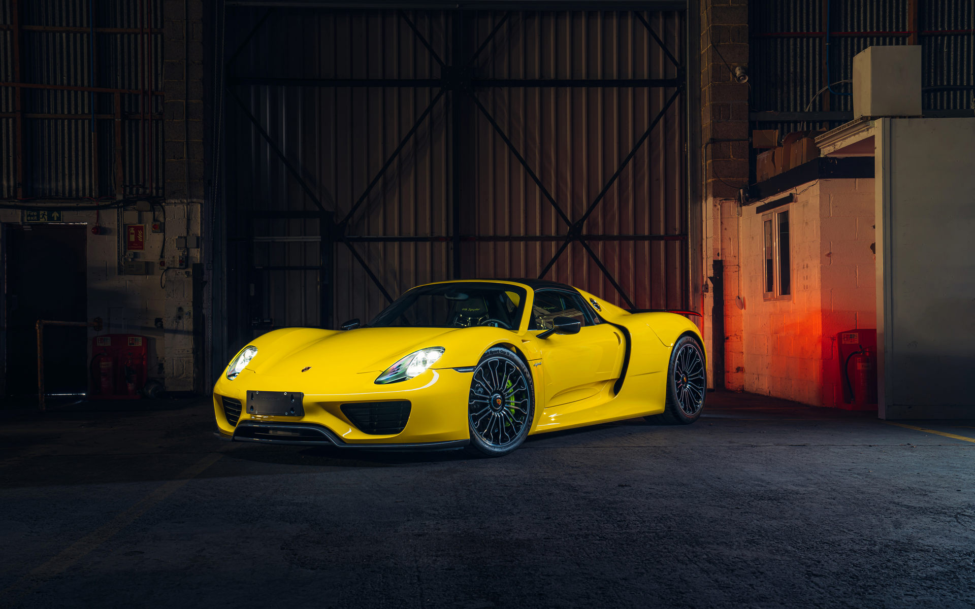 This Yellow Porsche 918 Spyder Has A $1.2 Million Asking Price