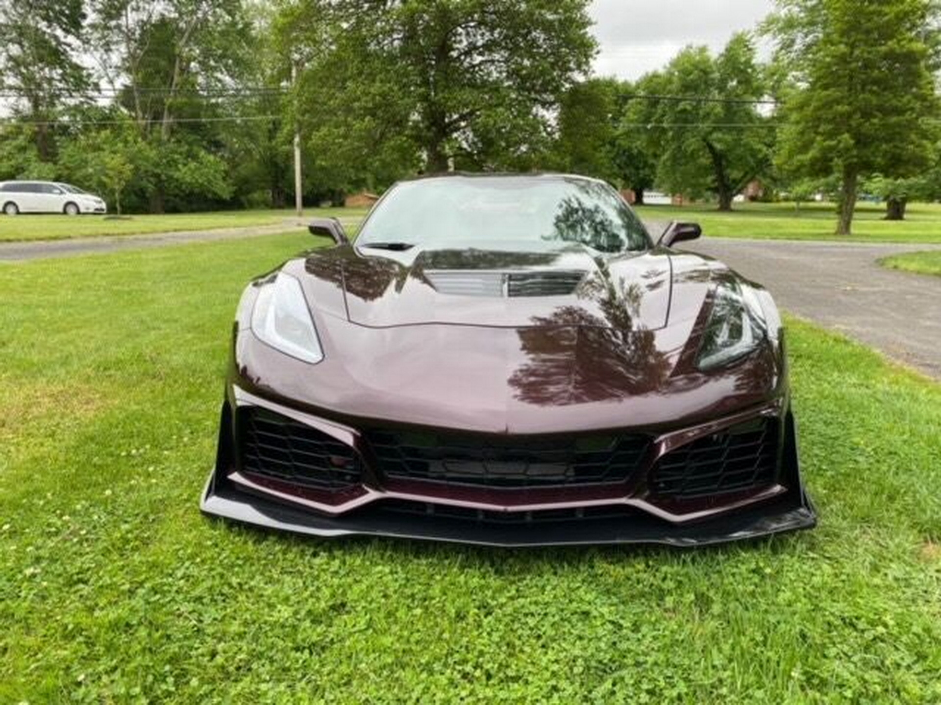 Black Rose Corvette C7 Z06 Playing Dress Up As A ZR1 Is A Pretty One, Isn’t She?