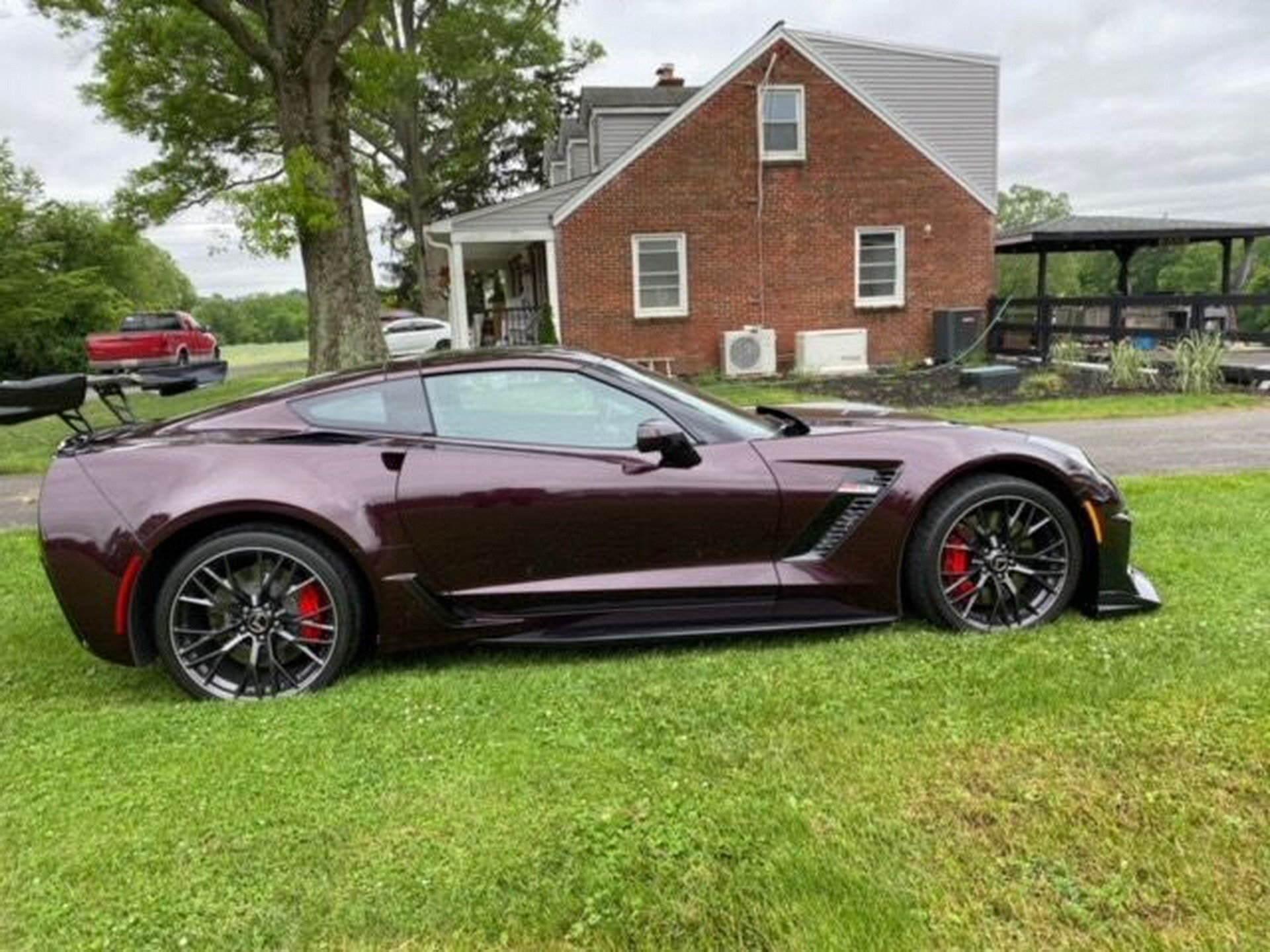 Black Rose Corvette C7 Z06 Playing Dress Up As A ZR1 Is A Pretty One, Isn’t She?