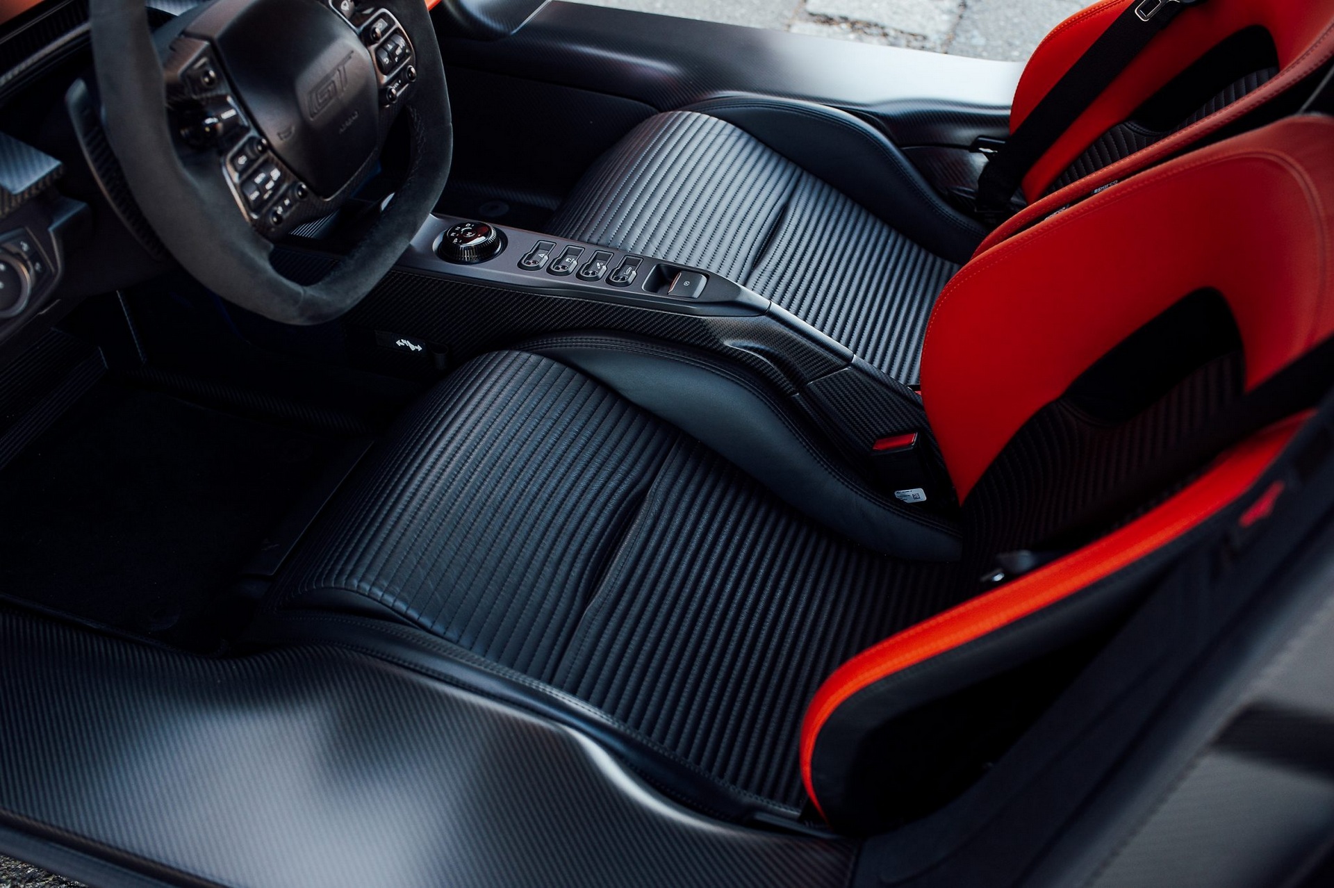 Someone Made Nearly A $400,000 Profit On A Pristine 2019 Ford GT