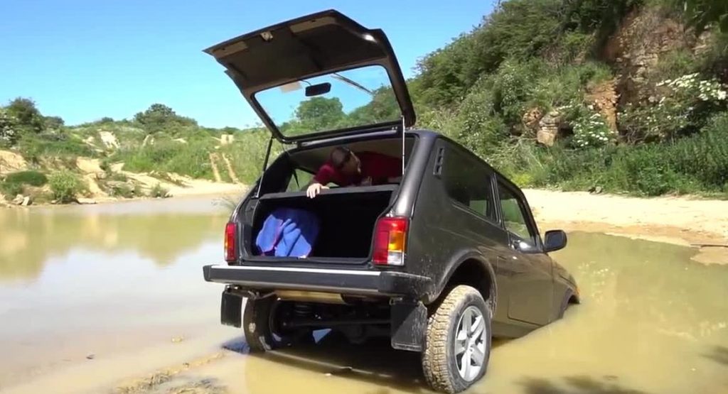  The Lada Niva Legend Is Capable, But It Gets Stuck Underwater Anyway