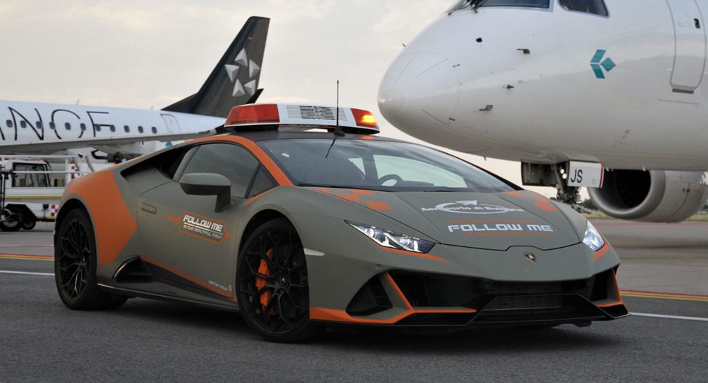  Italy’s Bologna Airport Has The Ultimate Follow Me Car, A Lamborghini Huracan Evo