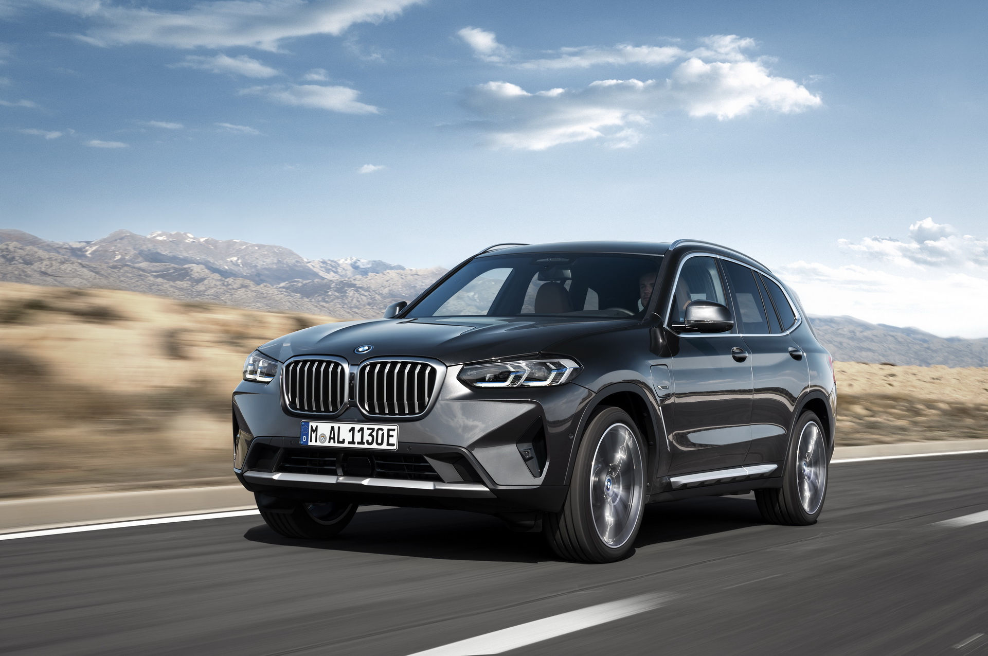 Who Needs A Bigger Grille? Me, Me Said The 2022 BMW X3 And X4 Crossovers